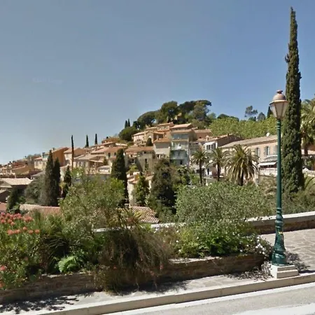 Bormes-les-mimosas, 3 Pieces, 4 Personnes - Fr-1-251-75 Apartment *